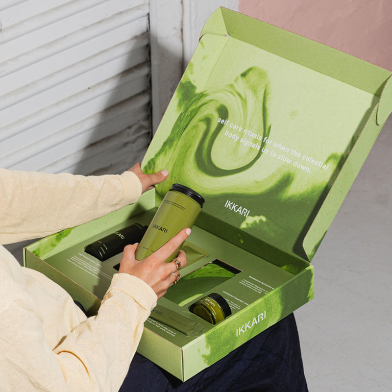 Beauty Matcha Green Swirl Texture Skincare Gift Box Mailer Box - Custom paper box product image