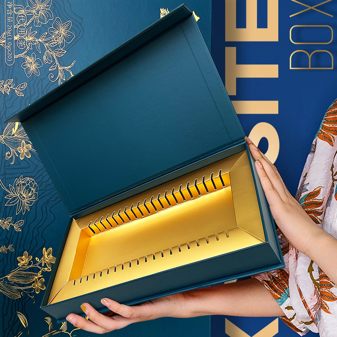 Dark green Customized magnetic hard box - Custom paper box product image