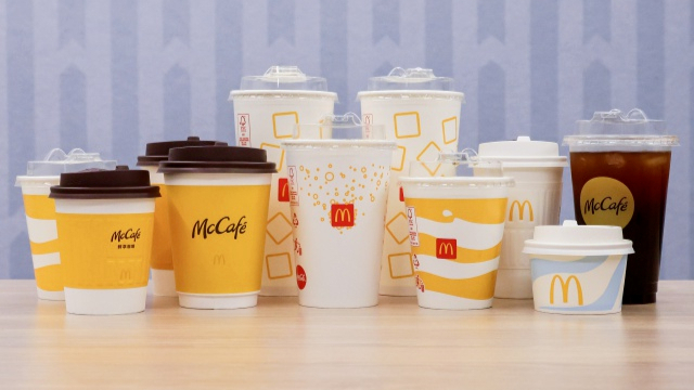 McDonald's: Upgrades Green Packaging. Restaurants will gradually use bio based new packaging, mainly made of PLA and paper materials!