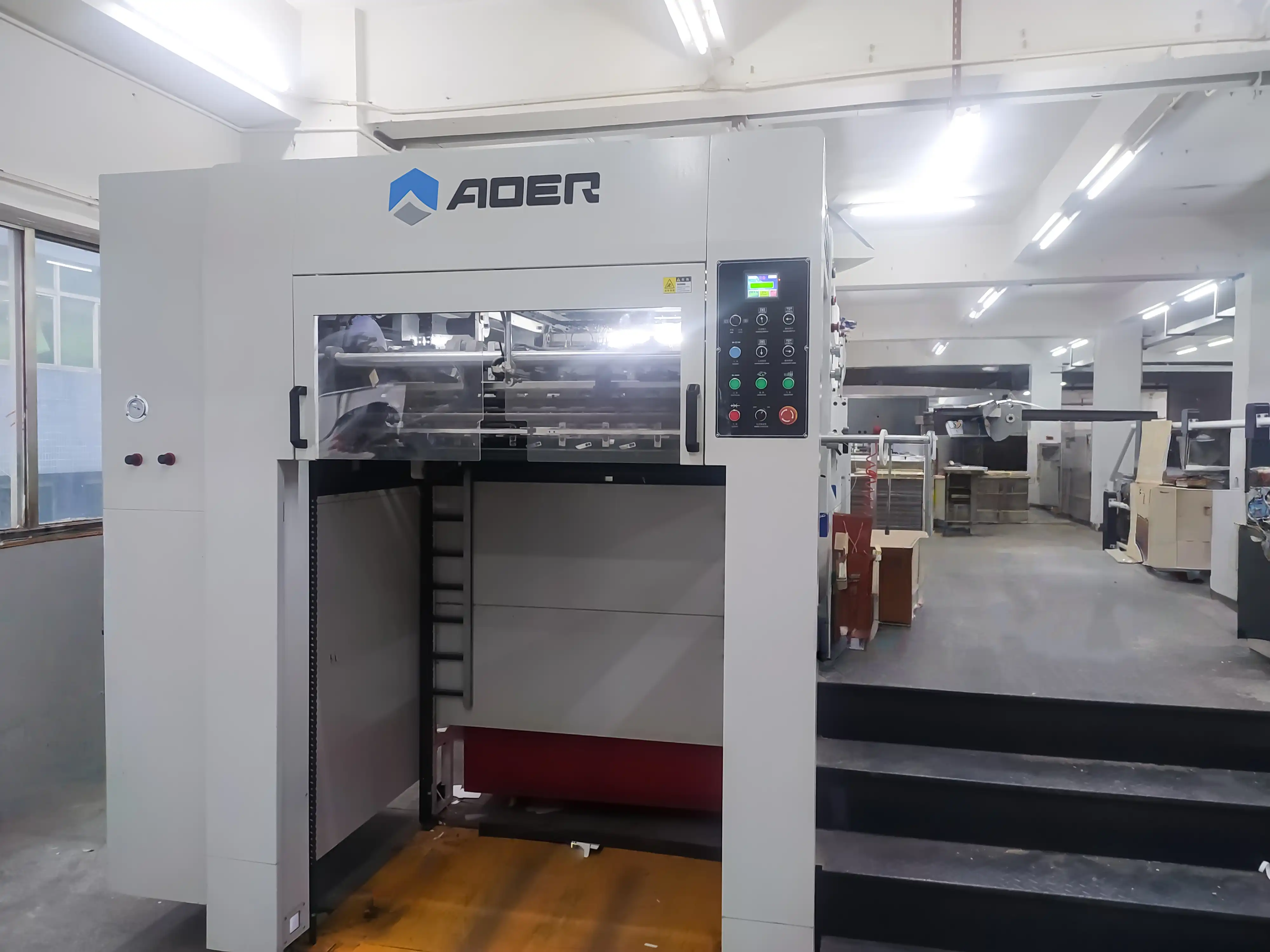 Automatic Die-cutting Machine for Precision Paper Box Shapes